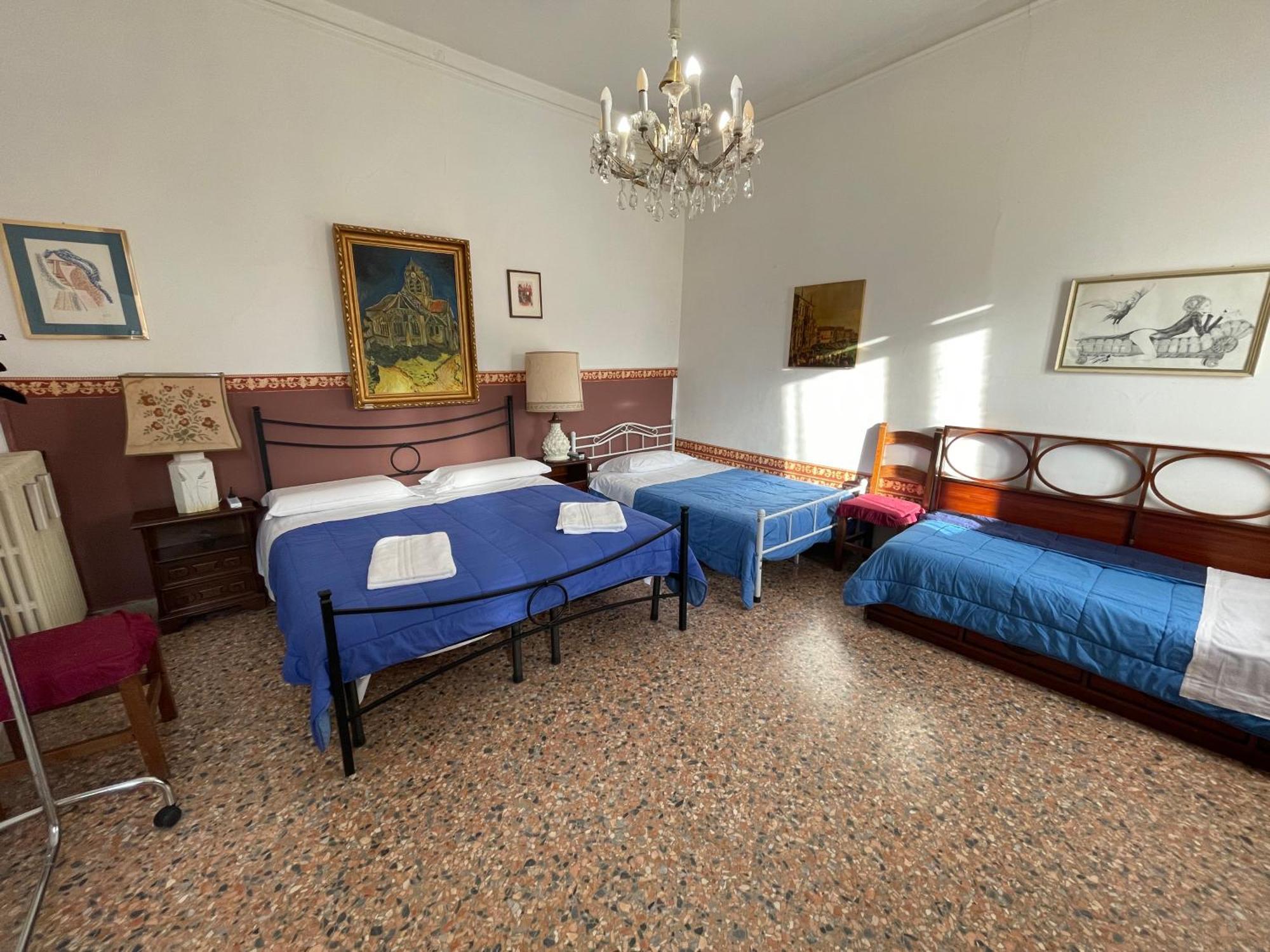 Princess Guest House Canal View Venesia Bagian luar foto
