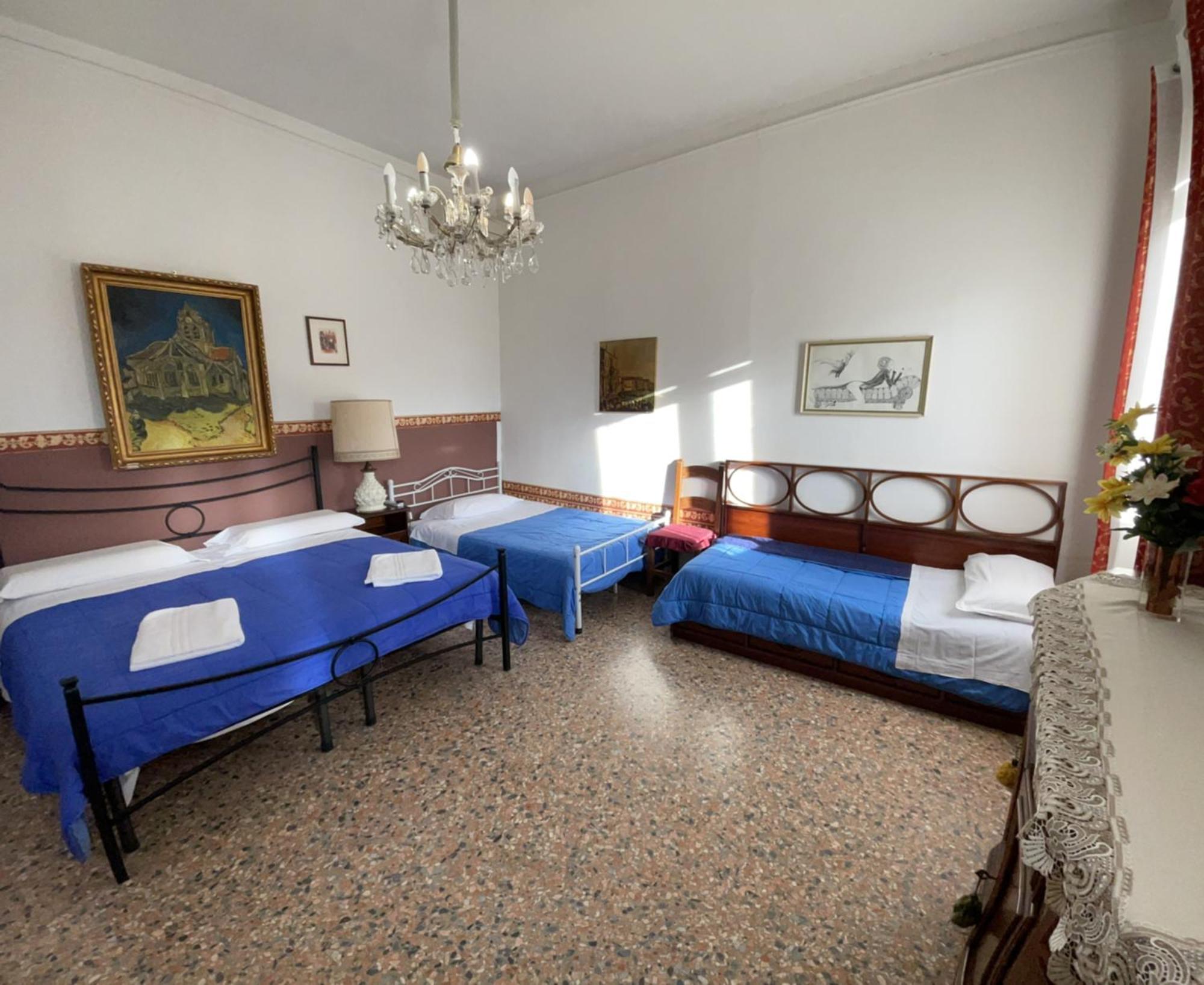 Princess Guest House Canal View Venesia Bagian luar foto