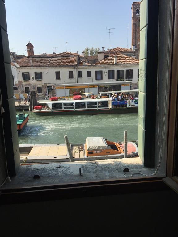 Princess Guest House Canal View Venesia Bagian luar foto