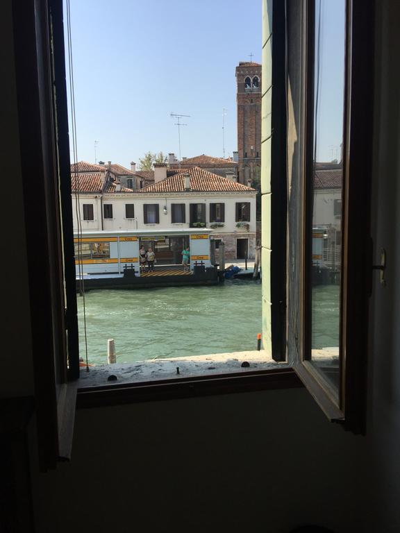 Princess Guest House Canal View Venesia Bagian luar foto
