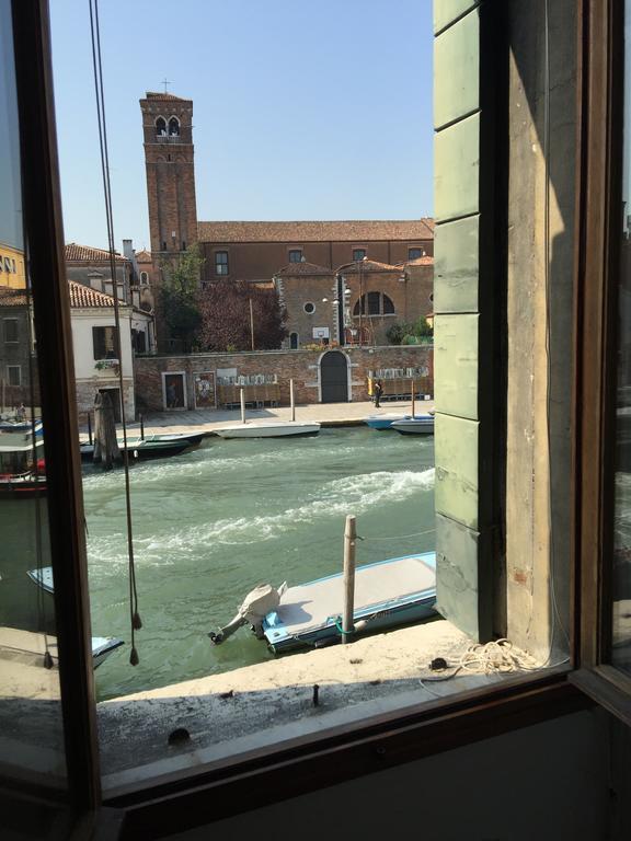 Princess Guest House Canal View Venesia Bagian luar foto